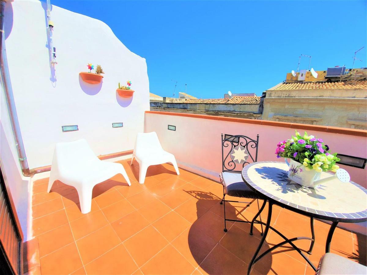 Una Terrazza Per Due Syracuse Buitenkant foto